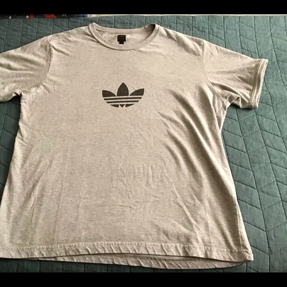 Adidas Gray XL t-shirt-XL